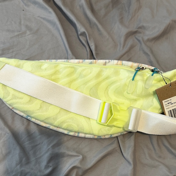 Nike fanny pack 2 available - Picture 4 of 4